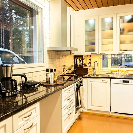 Santa Aurora - Spacious Lapland & Sauna By Book Lapland *